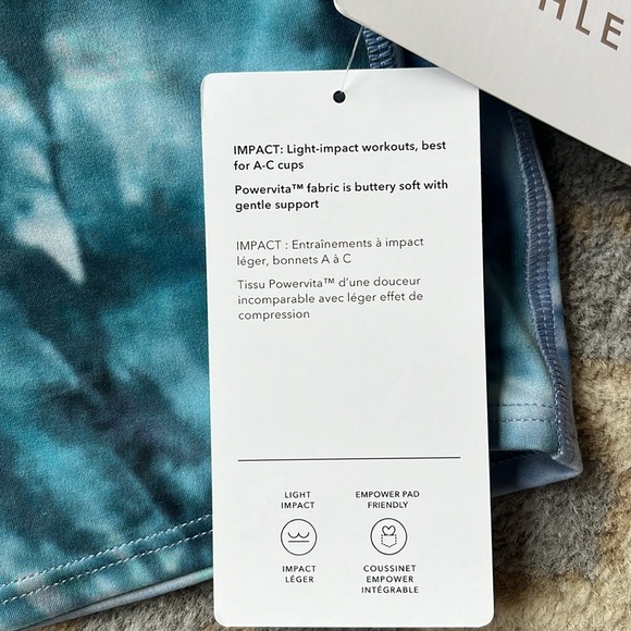 Athleta Conscious Crop Printed Top, Medium A-C - Picture 6 of 6